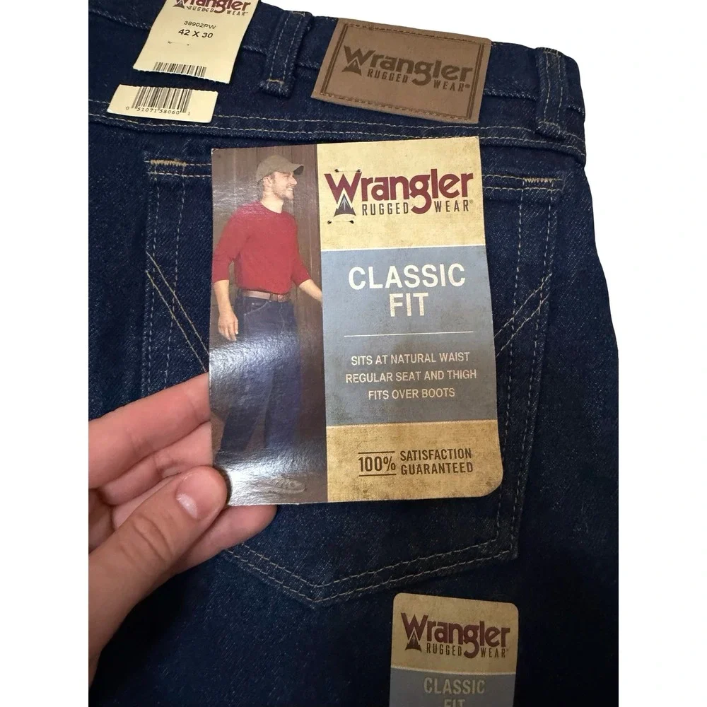 Wrangler rugged wear